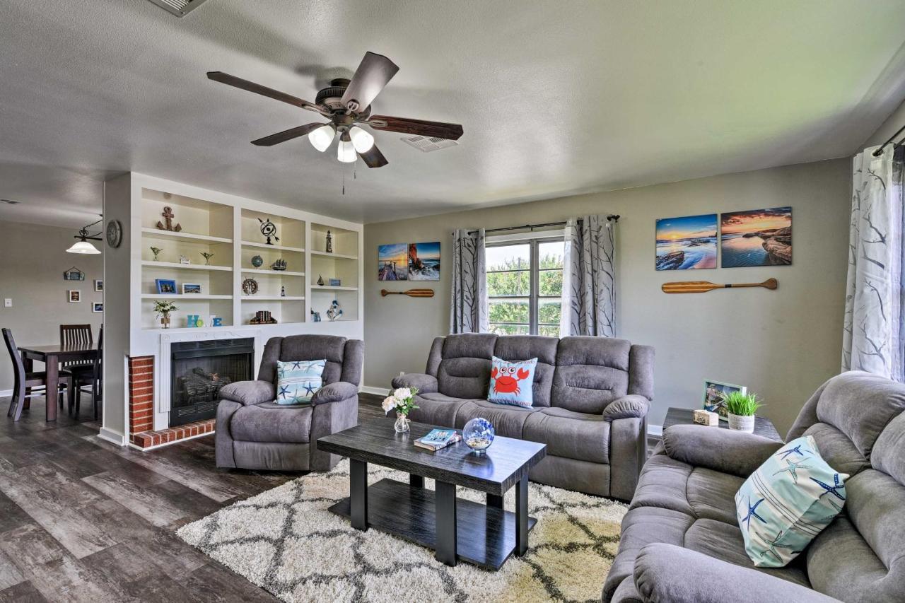 Spacious And Modern Family Duplex In Galveston! Extérieur photo