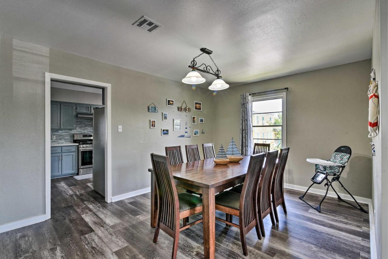 Spacious And Modern Family Duplex In Galveston! Extérieur photo